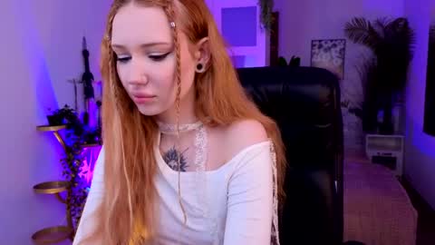Snapshot of zoeford_ chatting on 04/03/26, 12:58 ZOE online show from 04/03/26, 12:58