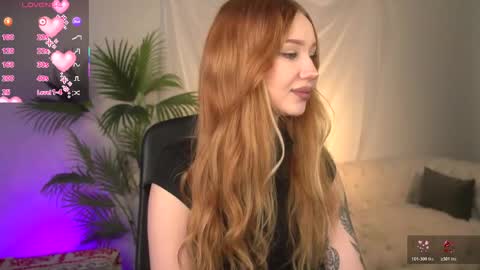 Snapshot of zoeford_ chatting on 05/14/26, 06:31 ZOE online show from 05/14/26, 06:31