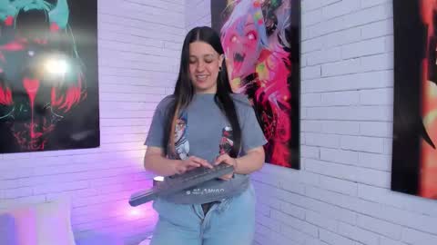 Snapshot of zoemurphy_ chatting on 11/22/25, 06:01 ZOE online show from 11/22/25, 06:01