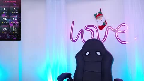 Zoe online show from 12/12/24, 07:19