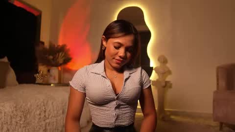 Snapshot of zoevidal_ chatting on 10/13/25, 11:54 zoevidal_ online show from 10/13/25, 11:54