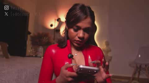 Snapshot of zoevidal_ chatting on 03/21/26, 12:21 zoevidal_ online show from 03/21/26, 12:21