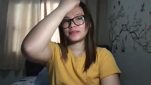 zoey_foryou online show from 12/18/24, 02:53