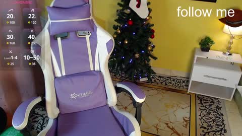 zoey fox  online show from 12/19/24, 03:18
