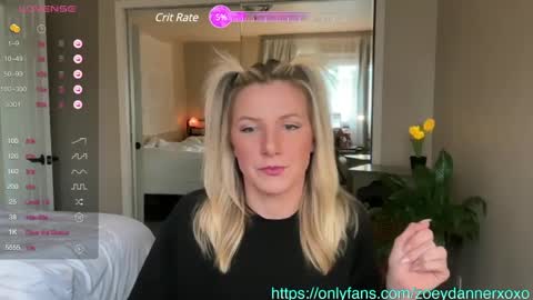 Snapshot of zoeydanner chatting on 03/04/25, 09:22 Zoeydanner online show from 03/04/25, 09:22