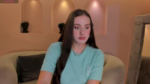Snapshot of zoeywalker_ chatting on 10/14/25, 11:33 Zoey Walker online show from 10/14/25, 11:33