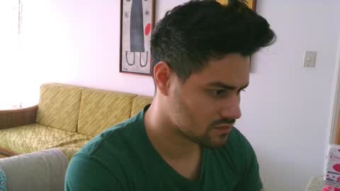 Snapshot of zohan_haidar chatting on 09/17/25, 06:09 ZohanMohamed online show from 09/17/25, 06:09