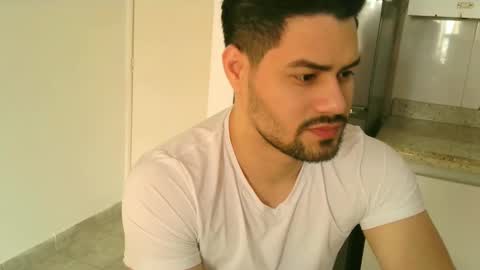 Snapshot of zohan_haidar chatting on 10/08/25, 08:28 ZohanMohamed online show from 10/08/25, 08:28