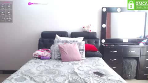 zohe online show from 12/11/24, 12:44