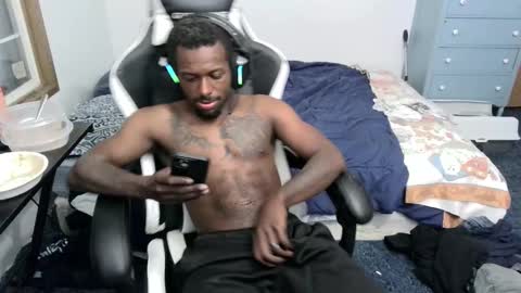 zoneingout online show from 02/27/25, 01:59