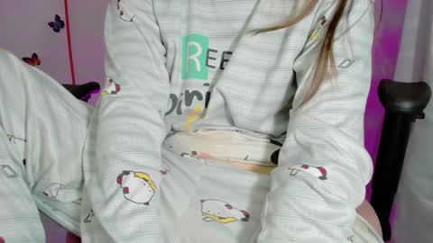 Alicie online show from 12/30/24, 08:43