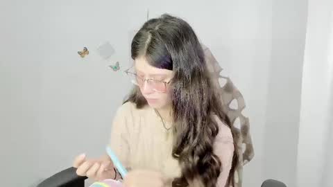 Snapshot of zooeybelair chatting on 02/13/26, 02:24 Alicie online show from 02/13/26, 02:24