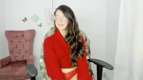Snapshot of zooeybelair chatting on 02/24/26, 02:48 Alicie online show from 02/24/26, 02:48