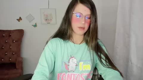 Snapshot of zooeybelair chatting on 02/28/26, 04:02 Alicie online show from 02/28/26, 04:02