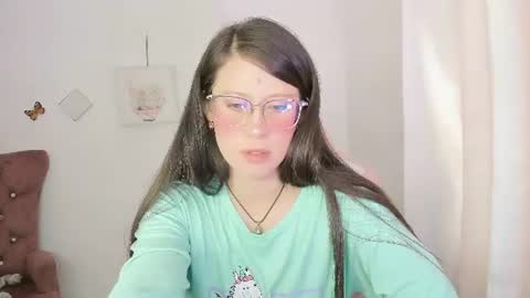Alicie online show from 06/18/26, 03:27