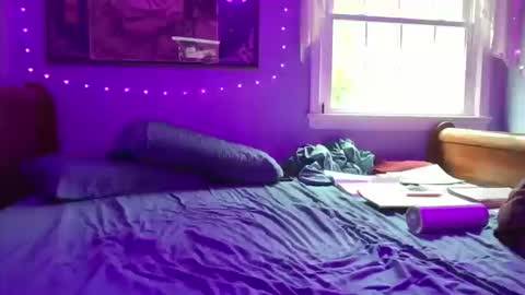 Jesse online show from 10/10/25, 06:29