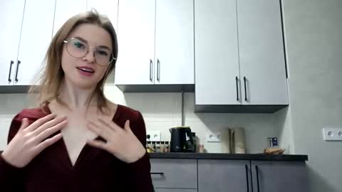 zoriana20 online show from 11/09/25, 06:39