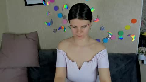 Snapshot of zorianaa_ chatting on 05/15/26, 09:00 Zoriana online show from 05/15/26, 09:00
