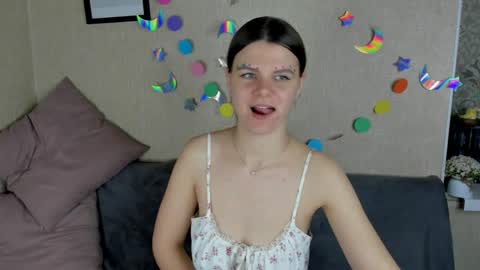 Snapshot of zorianaa_ chatting on 05/25/26, 09:10 Zoriana online show from 05/25/26, 09:10