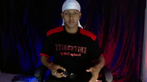 Zoriel online show from 06/01/26, 06:31