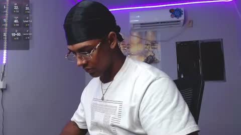 Zoriel online show from 07/14/26, 02:23