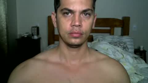 zoro_00 online show from 06/09/26, 12:39