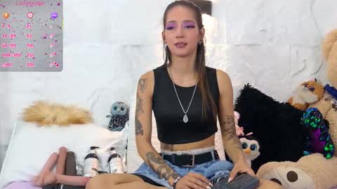 Snapshot of zorravioleta chatting on 09/15/25, 01:00 Violeta online show from 09/15/25, 01:00