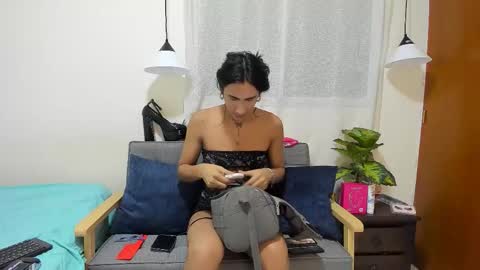zou_quira online show from 09/19/25, 01:18