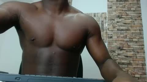 zousxxx online show from 02/11/25, 07:59