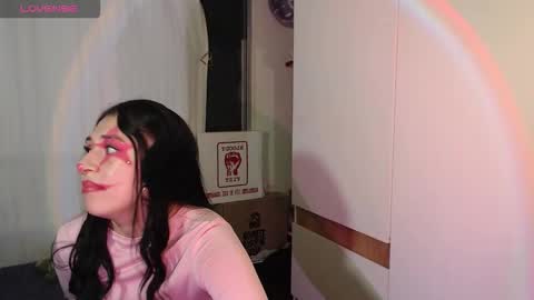 cintya kors online show from 10/24/25, 10:39