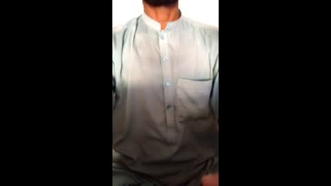 zoyakhan803 online show from 04/30/26, 11:38