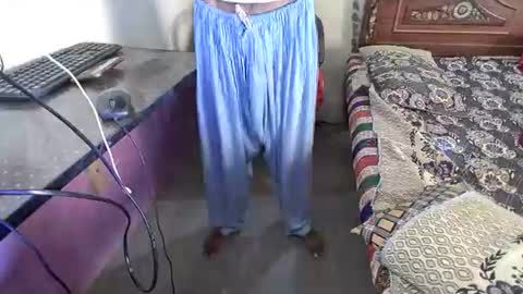 zoyakhan803 online show from 05/03/26, 04:18