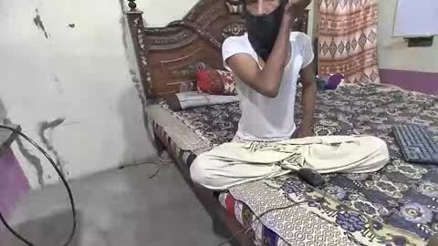 zoyakhan803 online show from 05/31/26, 08:54