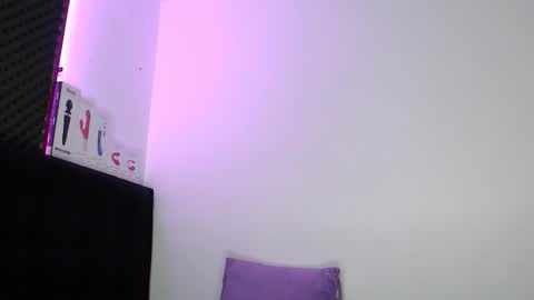 zpzphot online show from 11/08/25, 09:46