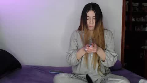 zpzphot online show from 11/15/25, 08:16