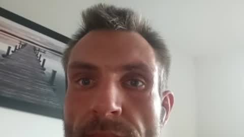 Snapshot of zuabua85 chatting on 06/14/26, 04:03 MrNice online show from 06/14/26, 04:03