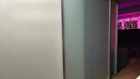 Zuko online show from 10/17/25, 01:35