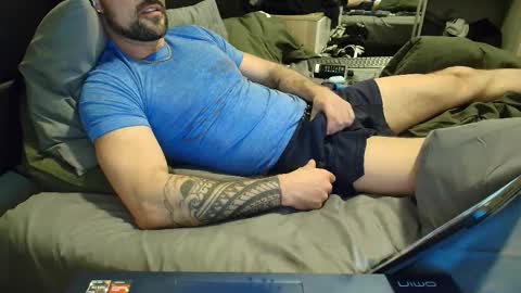 Snapshot of zuko_zen69 chatting on 11/13/25, 03:49 Zuko online show from 11/13/25, 03:49
