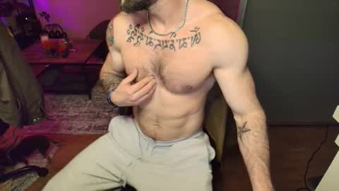 Snapshot of zuko_zen69 chatting on 03/28/26, 04:01 Zuko online show from 03/28/26, 04:01
