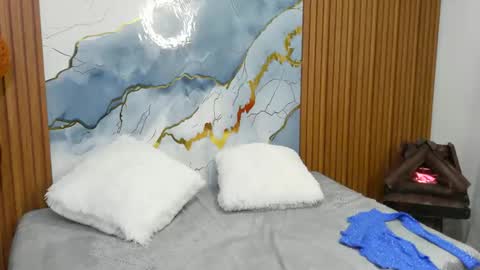 Snapshot of zulemapiel chatting on 05/06/26, 10:59 zulemapiel online show from 05/06/26, 10:59