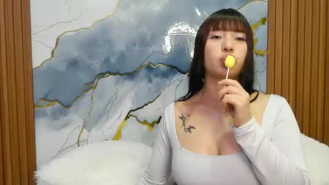 Snapshot of zulemapiel chatting on 05/26/26, 11:01 zulemapiel online show from 05/26/26, 11:01