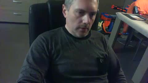 Snapshot of zultem chatting on 01/19/26, 04:49 zultem online show from 01/19/26, 04:49