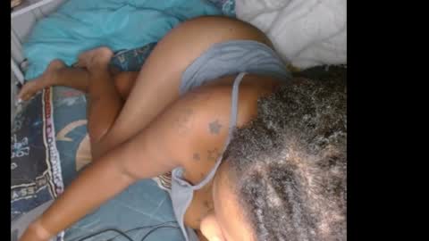 zuriluxe45 online show from 09/26/25, 06:17