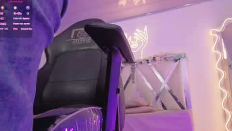 ZURY   online show from 07/04/26, 11:49