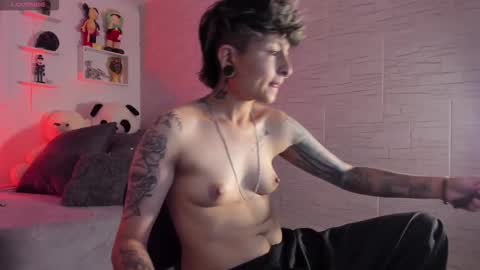 Zury Ramirez online show from 10/16/25, 07:26