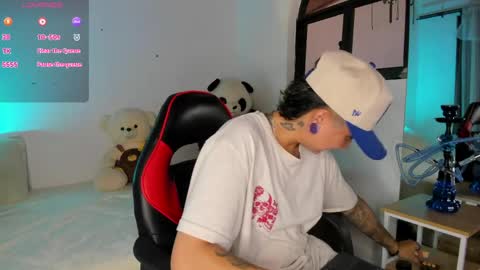 Zury Ramirez online show from 05/22/26, 08:14