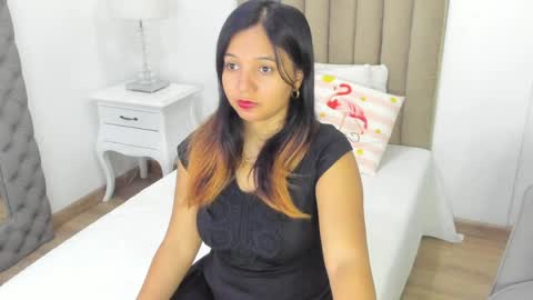 Snapshot of zusan_king_ chatting on 04/08/26, 02:22 Im Zusan My schedule is from 1030pm to 430 am colombian time online show from 04/08/26, 02:22