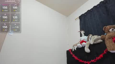 Im Zusan My schedule is from 1030pm to 430 am colombian time online show from 07/31/26, 12:32