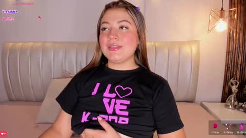 Snapshot of zuzu_sweet chatting on 11/12/25, 07:35 Zara online show from 11/12/25, 07:35