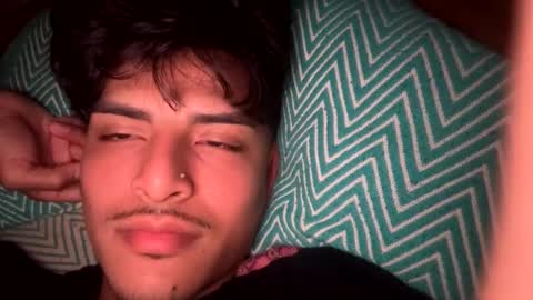 Snapshot of zwontonz chatting on 12/13/25, 07:53 zwontonz online show from 12/13/25, 07:53